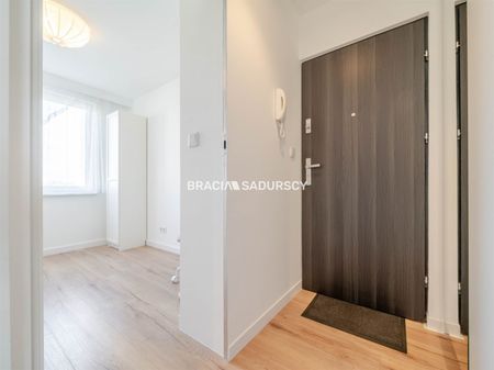 Wynajem 3 pok. mieszkanie na os Niepodległości! - Zdjęcie 2