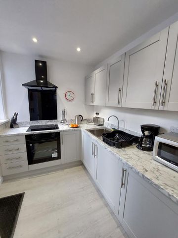 4 bedroom house share to rent - Photo 2