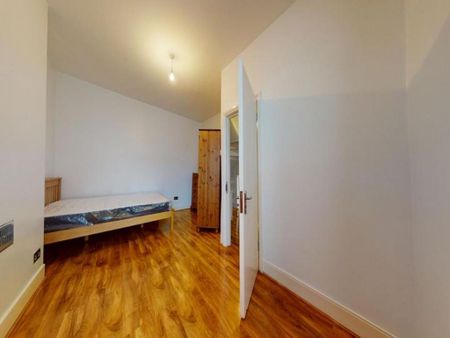 2 bedroom maisonette to rent - Photo 3