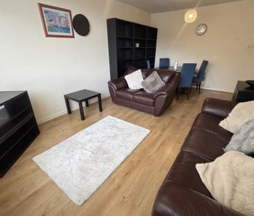 Savoy Close - Photo 1