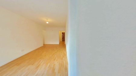 Piso de alquiler en Reyes Católicos - Photo 4