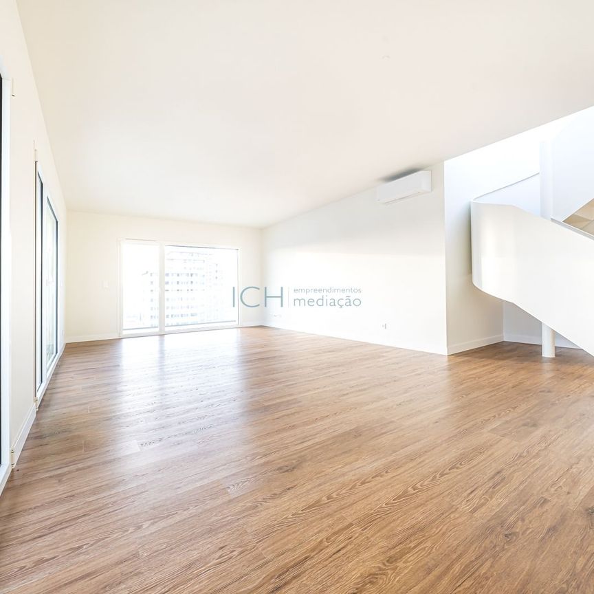 Apartamento T4 em Lisboa - Photo 1