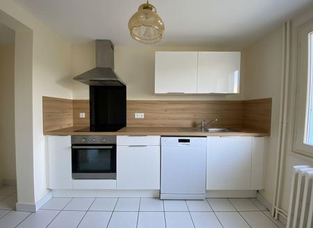 Location Appartement 3 pièces 59m² VALENCE 26000 - Photo 4