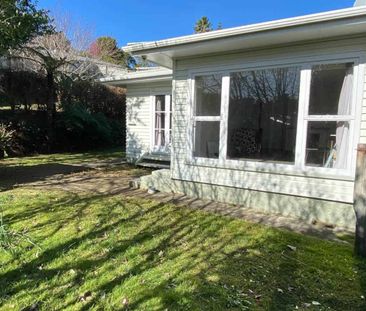 Your Dream Home with Beautiful Gardens! - Photo 1