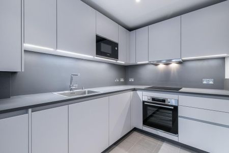 4 bedroom flat to rent - Photo 5