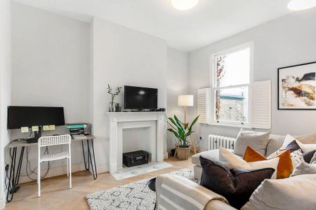 3 bedroom flat to rent - Photo 5
