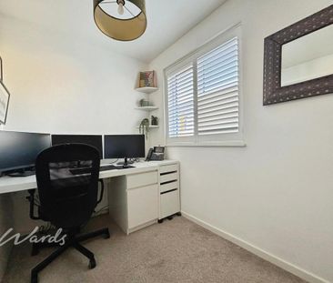 5 bedroom link detached house to rent - Photo 2