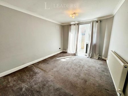 2 bedroom bungalow to rent - Photo 2