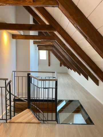 Magnifique attique en duplex avec balcon - Photo 2