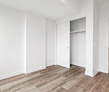 Modern apartments in Little Italy - Photo 1