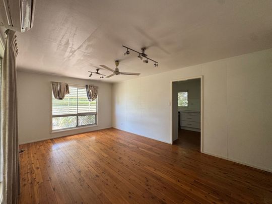 3 Bedroom Home for the Entertainer - Photo 1