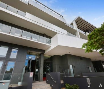 LIGHT FILLED APARTMENT WITH WATER VIEWS AS FAR AS THE EYE CAN SEE - Photo 4