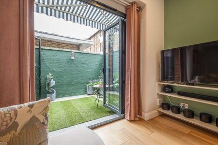 4 bedroom detached house to rent - Photo 2