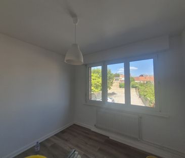 Location Appartement 3 pièces 72m² ST OMER 62500 - Photo 5