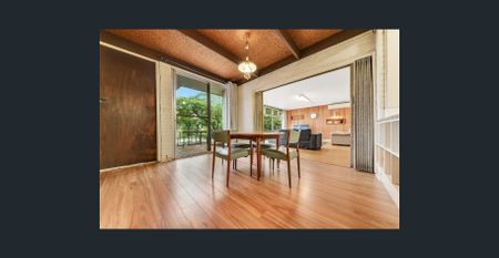 11 Winbourne Road, Mount Waverley, Vic 3149 - Photo 3