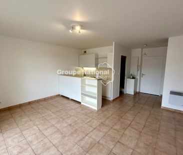 Studio lumineux avec terrasse - Photo 3