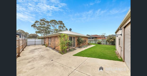 Family Living in a Sought-After Seabrook Location - Photo 1