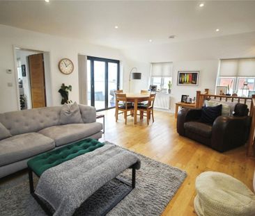 3 bedroom end of terrace house to rent - Photo 4