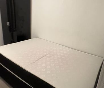 Room in a Shared House, Reginald Road, E7 - Photo 3