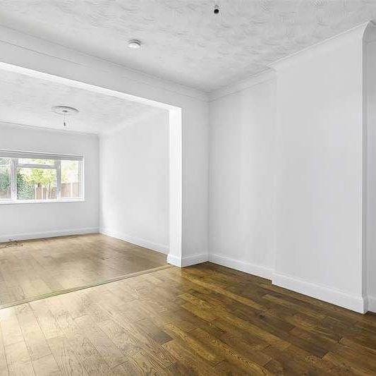 Howard Road, Upminster, RM14 - Photo 1