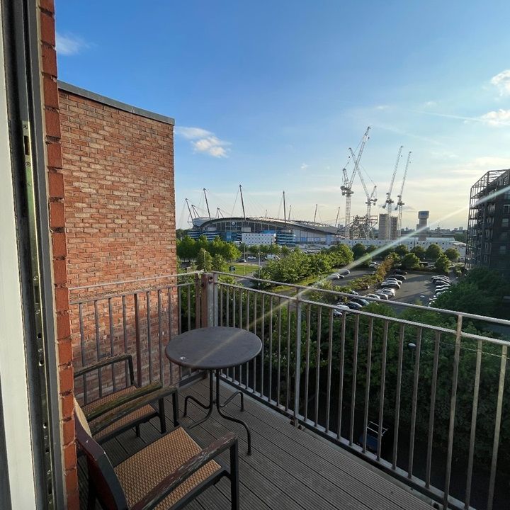 Room in a Shared Flat, The Waterfront, M11 - Photo 1