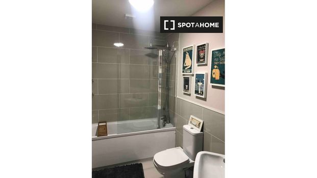 Room for rent in 3-bedroom house in Donabate.Single Only - Photo 1