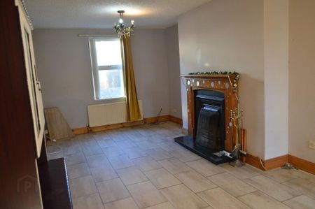 22 Ann Street, Gilford, BT63 6HX - Photo 2