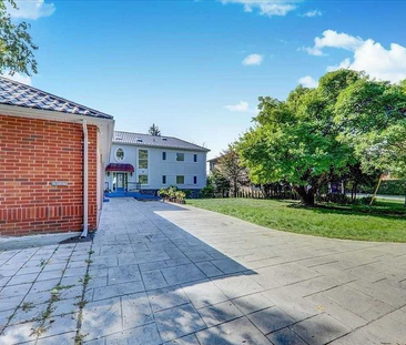 For Lease - 9 Redland Crescent Unit# (Main Floor Nanny Suite), Toro... - Photo 6