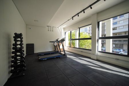 Apartamento com 1 quarto e 24m² para alugar em Independência, Porto Alegre. - Foto 3