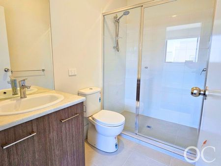 Open The Door to Convenient, Modern Living in Munno Para - Photo 4