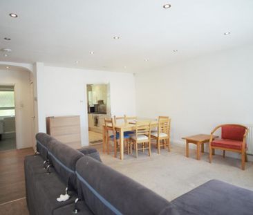 2 bedroom maisonette to rent - Photo 1