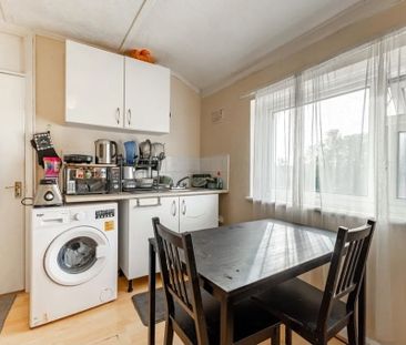 1 Bed Flat, Hamilton Crescent, HA2 - Photo 1