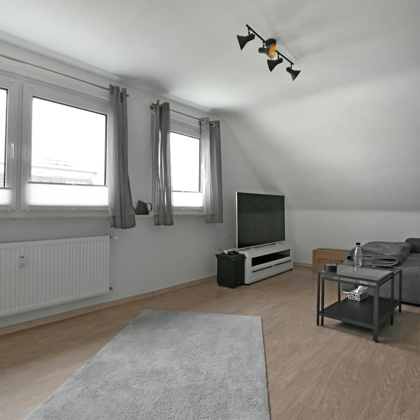 Helle 4-Zimmer-Wohnung in sehr gepflegtem Wohnhaus - begehrte Wohnlage Harleshausen - Foto 1