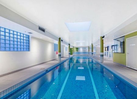 Conveniently Located Modern Unit! - Photo 2