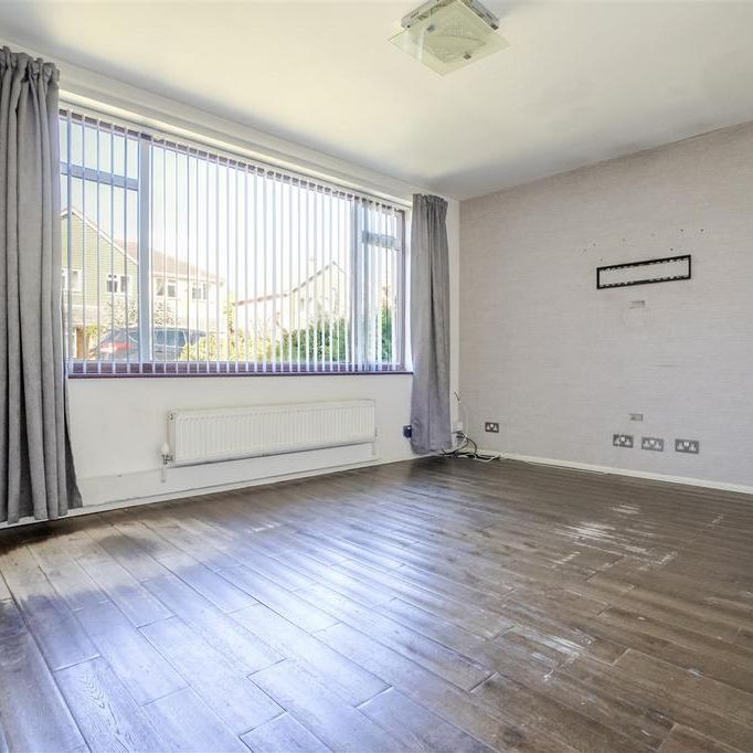 3 bedroom semi-detached house to rent - Photo 1