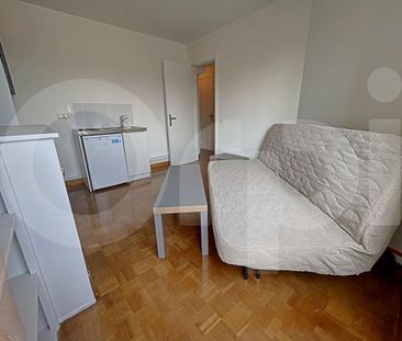 Appartement 1 pièces 15m2 MARSEILLE 6EME 490 euros - Photo 1