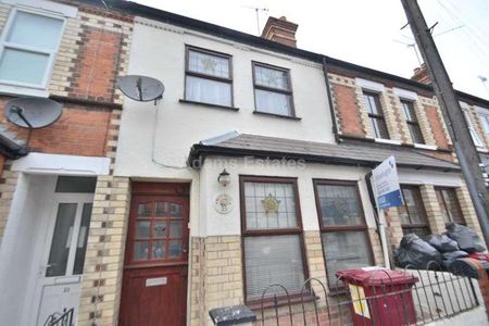 Pitcroft Ave, Reading, RG6 - Photo 4