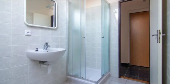 pronájem cihlového bytu 1+kk, sídl. Na Valtické, CP 29 m - Fotografie 3