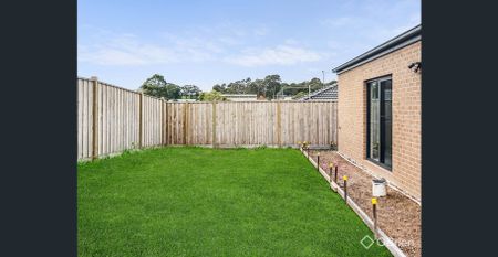 Fantastic Family Home! - Photo 3