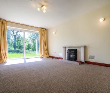 3 bedroom detached house to rent - Photo 4