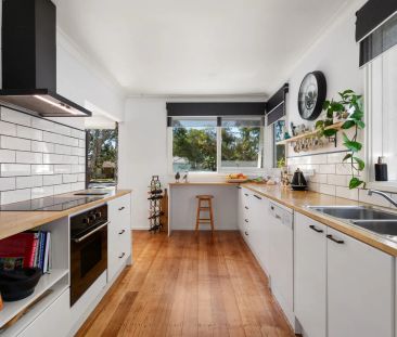 Three Bedroom Home With Huge Backyard - Photo 6