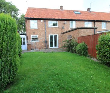 2 bedroom end of terrace house to rent - Photo 3