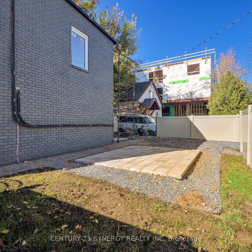 For Lease - 598 Kirkwood Avenue Unit# 6, Westboro - Hampton Park, Ontario - Photo 1