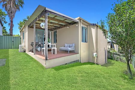 3/39 McMillan Street, Labrador QLD 4215 - Townhouse For Rent | Domain - Photo 4