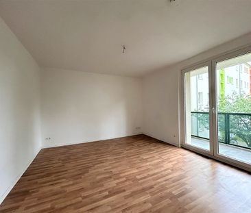 Wohnen in der Pausitzer Delle! 3-Zimmer-Wohnung mit Balkon - Photo 1