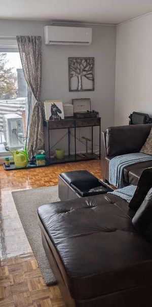 41/2 Boisbriand dispo Juillet 2026 internet l'eau chaud Thermopompe Limatiseur et chauffage + Locker inclus - Photo 1