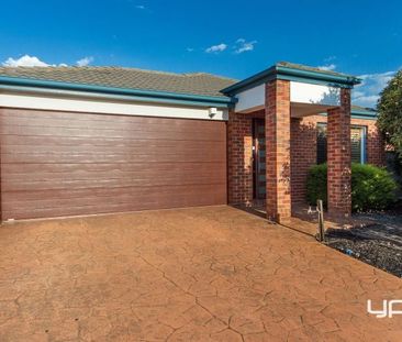 26 Macklin Way, Caroline Springs - Photo 6