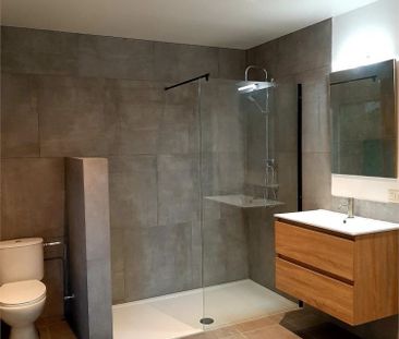 Alleenstaande woning met een zonnige tuin - Foto 4