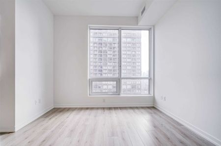 For Lease - 395 Bloor Street Unit# 2012, Toronto, Ontario - Photo 5