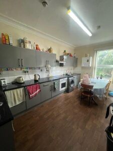 54 Cardigan Road, Leeds, LS6 3BJ - Photo 3